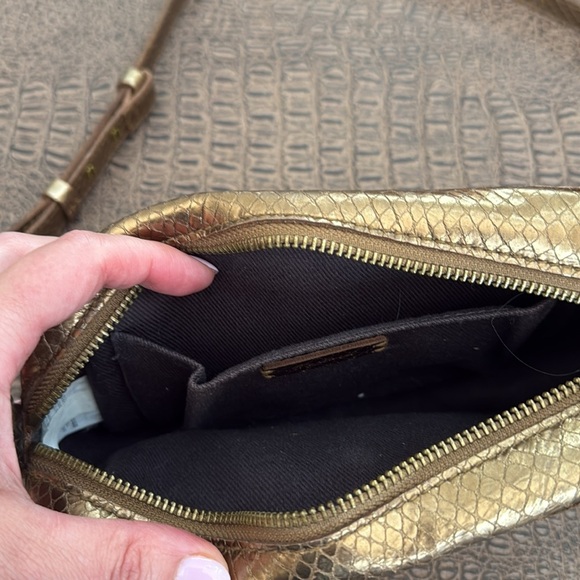 Madewell Metallic Gold Crossbody Bag Adjustable Strap Leather Small - Picture 5 of 16